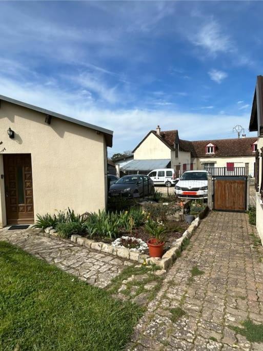 Studio Proche Beauval Et Chateaux De La Loire Francueil Exterior foto